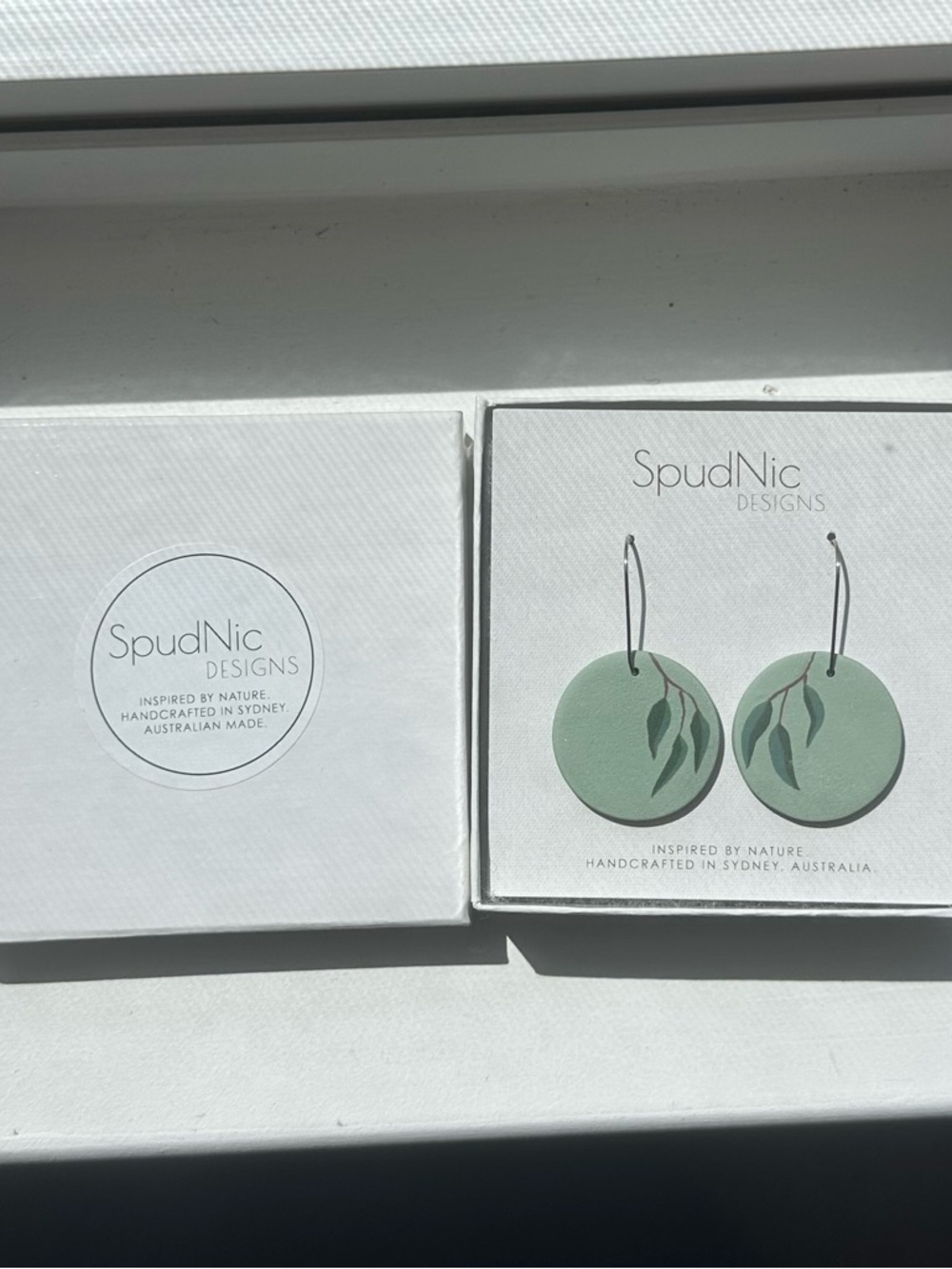 NWT Eucalyptus Round Dangle Earrings - Handmade in Australia - Picture 3 of 3